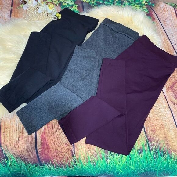 Lot Of Women’s Legging Size Large - Picture 2 of 5